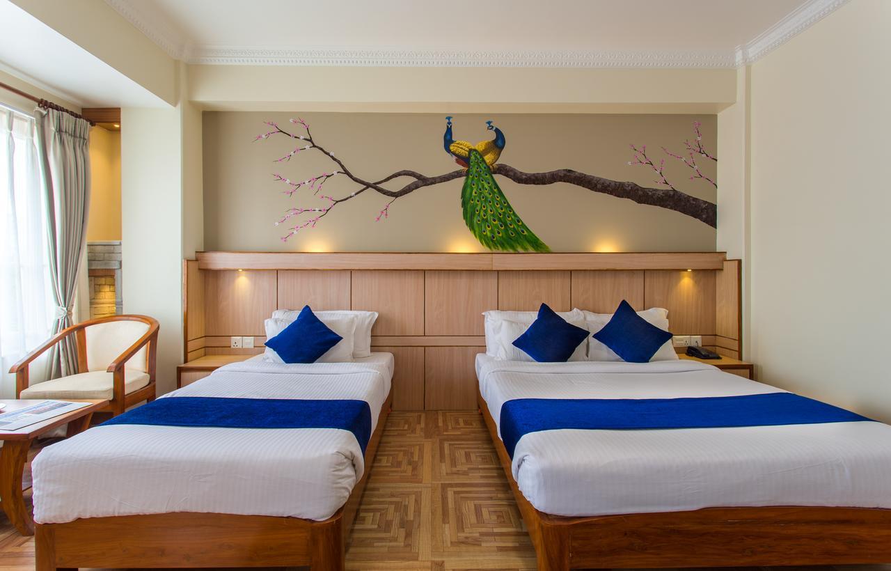 Hotel White Pearl Pokhara Exterior foto